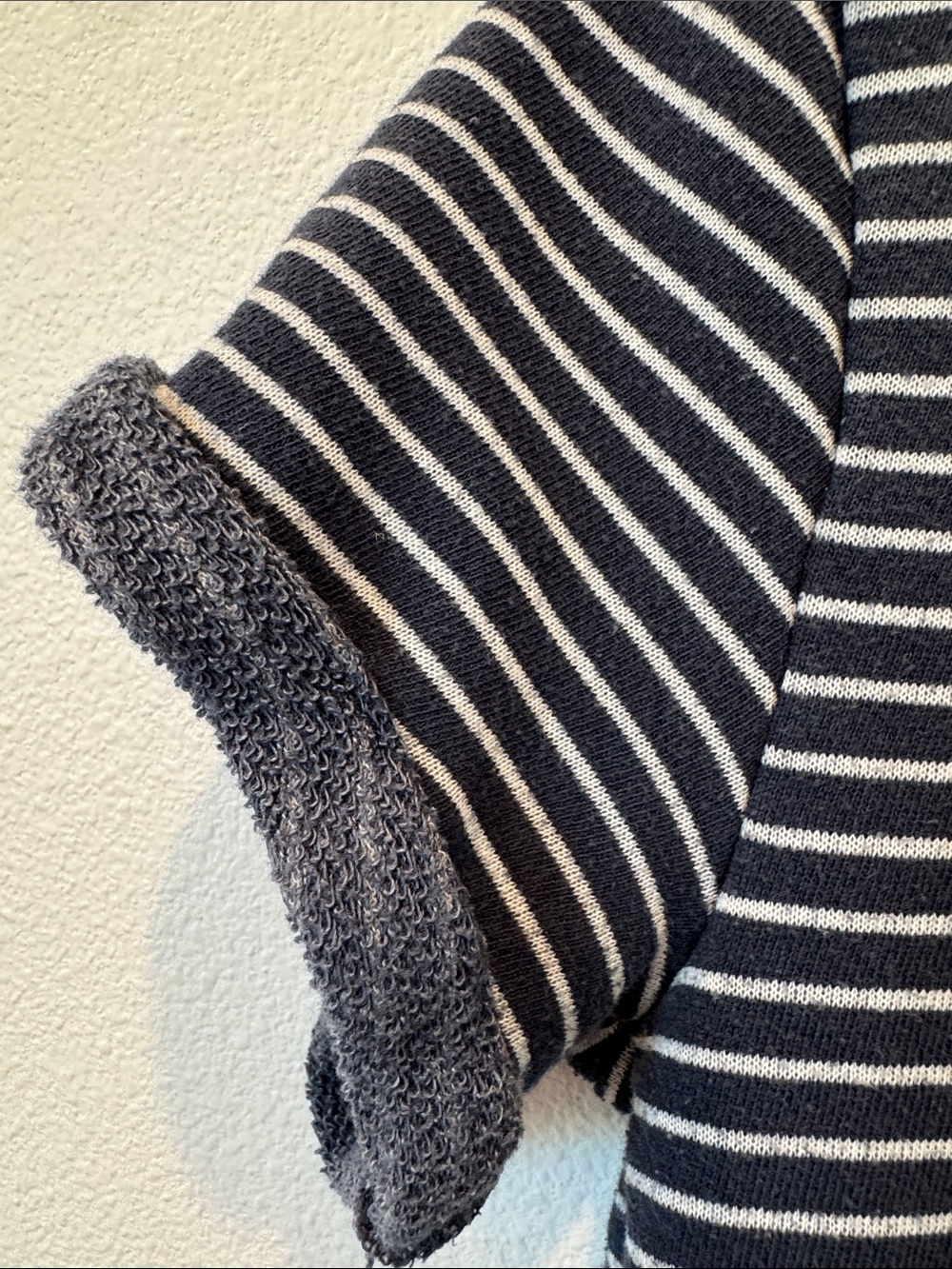 Marine Layer Navy and White Striped Short Sleeve French Terry Tee Small- Preppy - Picture 9 of 11